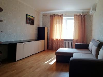 квартира по адресу Николая Закревского ул., 8