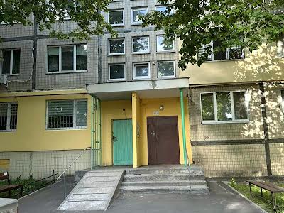 квартира за адресою Гната Юри вул., 2/12