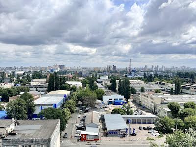 квартира за адресою Автозаводська вул., 15А