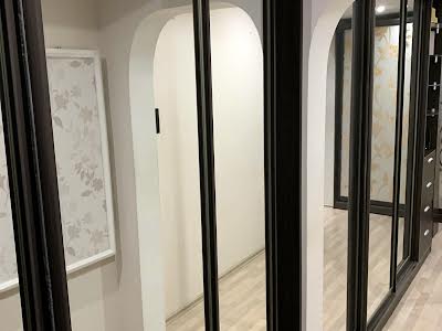 квартира за адресою Анни Ахматової вул., 13-Б