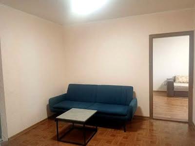 квартира за адресою Ревуцького вул., 54