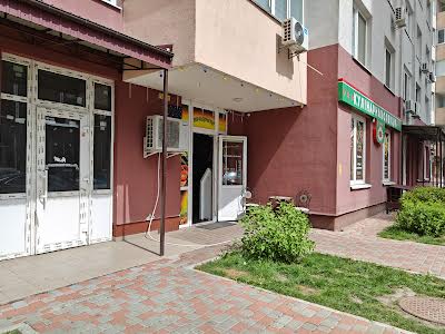 комерційна за адресою Балтійський пров., 3-А