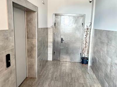 квартира за адресою Федора Ернста вул., 16в