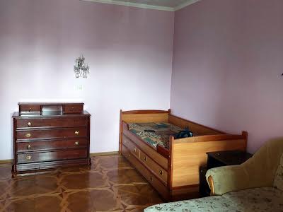 квартира по адресу Героев Днепра ул., 49