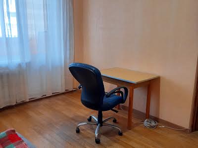 квартира за адресою Бориса Гмирі вул., 9-А
