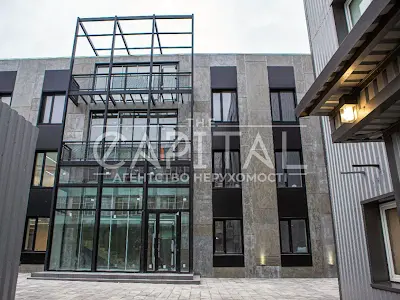 комерційна за адресою Старокиївська, 10