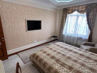 квартира за адресою Дмитра Луценка вул. (Крейсера 