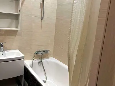 квартира за адресою Київ, Академіка Булаховського вул., 5-Б