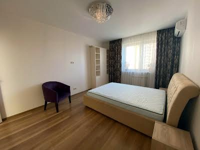 квартира по адресу Кондратюка Юрия ул., 5