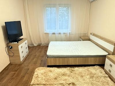 квартира по адресу Ревуцкого ул., 54-А