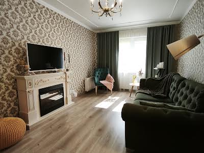 квартира за адресою Європейська вул. (Жовтнева), 34-Б