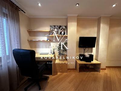 квартира за адресою Машинобудівна вул., 21-А