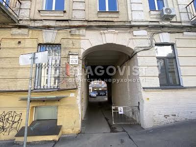 комерційна за адресою Тараса Шевченка пров., 13/21