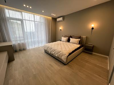 квартира по адресу Киев, Сапёрное Поле ул., 5