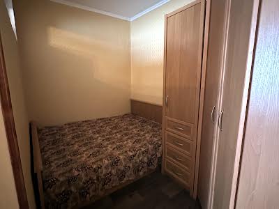 квартира за адресою Володимира Момота вул., 42