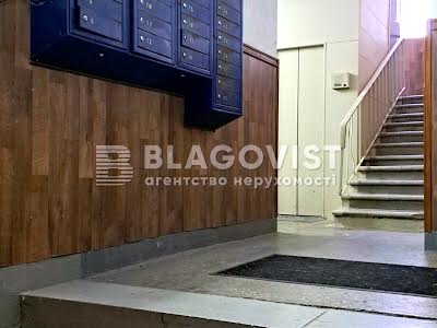 квартира за адресою Шовковична вул., 20