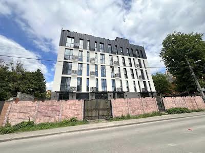 квартира за адресою Осіння вул., 28