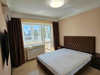 квартира по адресу Дарницкий бульв., 21