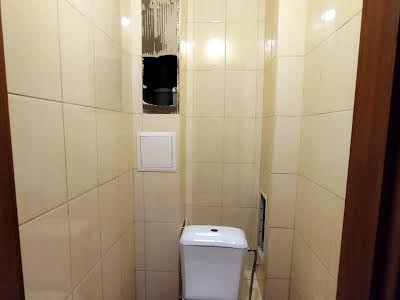 квартира по адресу Драгоманова, 1 к