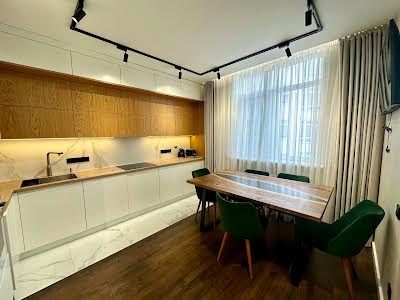 квартира за адресою Олени Пчілки вул., 7