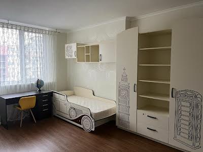 квартира за адресою Степана Рудницького вул. (Академіка Вільямса), 3/7