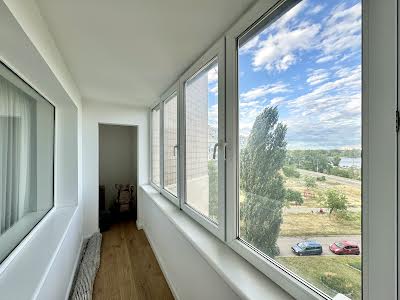 квартира по адресу Приречная ул., 17