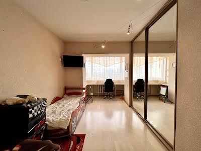 квартира по адресу Драгоманова ул., 31-В