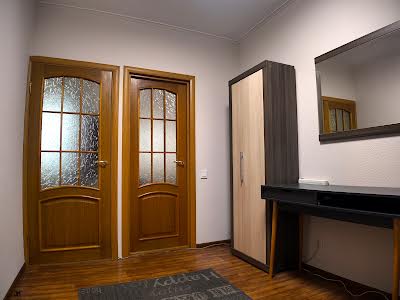 квартира за адресою Воскресенська вул., 12-В