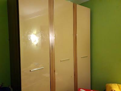 квартира за адресою Ореста Левицького вул. (Академіка Курчатова), 8б