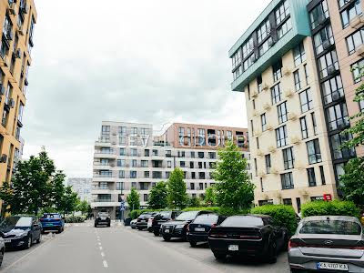 квартира по адресу Салютная ул., 2