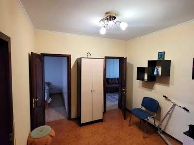 квартира по адресу Драгоманова ул., 13/10