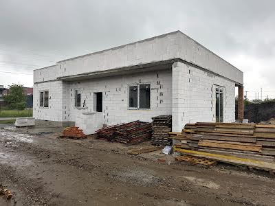 будинок за адресою с. Вишеньки, Медова