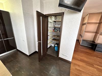 квартира по адресу Днепровская набережная ул., 1