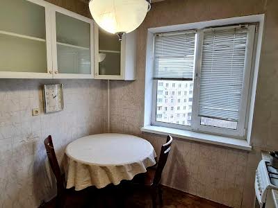 квартира по адресу Романа Шухевича просп. (Ватутина), 6