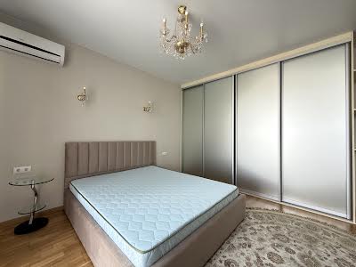 квартира за адресою Деміївська вул., 16