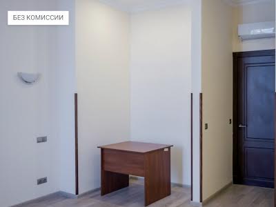 коммерческая по адресу Лютеранская ул., 10-А