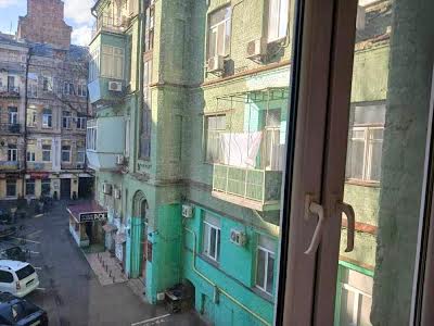 квартира за адресою Київ, Євгена Чикаленка вул. (Пушкінська), 12