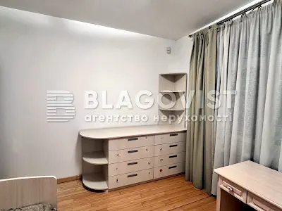 квартира за адресою Київ, Тарасівська вул., 3