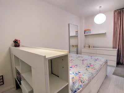 квартира за адресою Регенераторна вул., 4