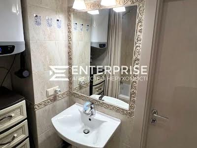 квартира по адресу Левітана ул., 3