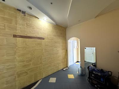 комерційна за адресою Київ, Академіка Булаховського вул., 5-В
