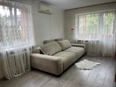 квартира за адресою Ольжича вул., 13