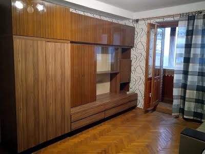 квартира по адресу Киев, Подгорная ул., 3
