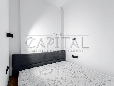 квартира за адресою Лабораторний пров., 7
