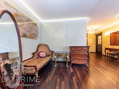 квартира за адресою Боголюбова вул., 16