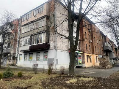комерційна за адресою Данилевського вул., 6