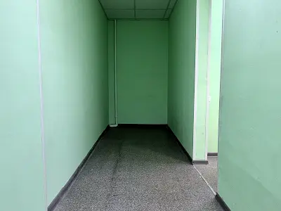 комерційна за адресою Сержа Лифаря вул. (Олександра Сабурова), 1