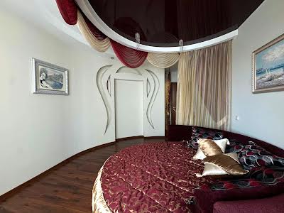 квартира за адресою Верховинна вул., 37