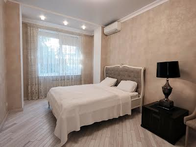 квартира по адресу Хорива пер., 4