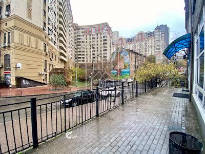 квартира за адресою В'ячеслава Чорновола вул., 25